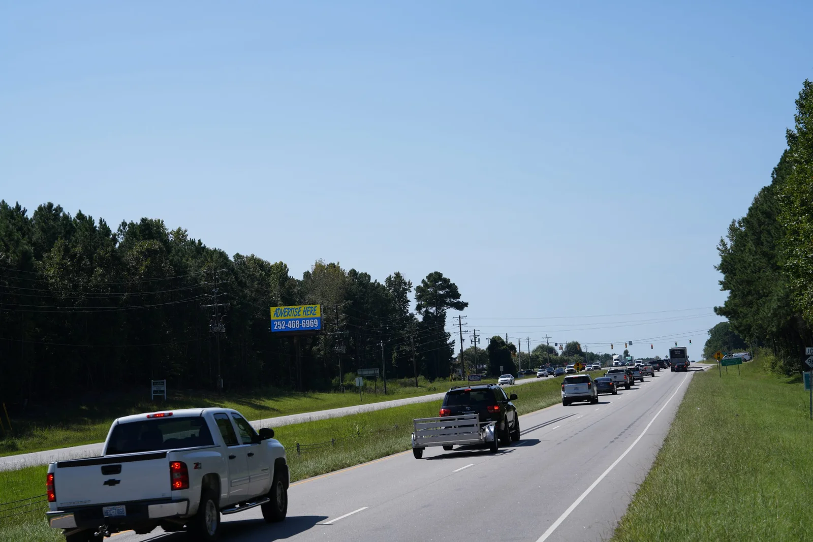 Scotty Outdoor double-face billboard structure on a main corridor